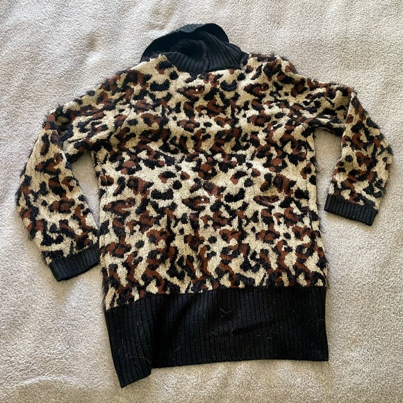 Black Rivet Soft Cardigan - Picture 6 of 6